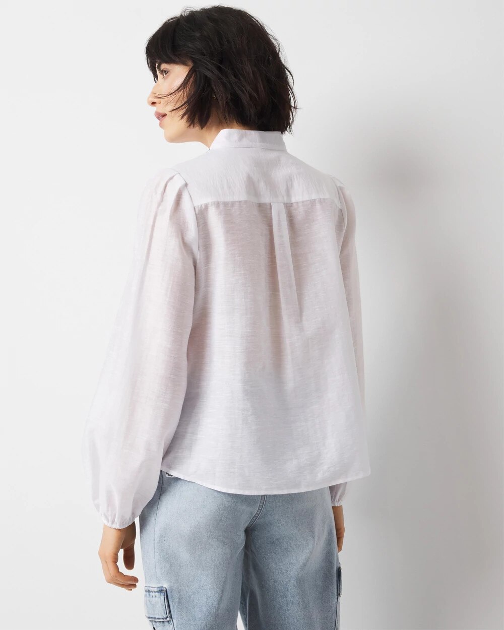 WHBM_LS20Floral20Cutwork20Shirt_570385737_WHT000100_OF_ALT203-1.jpeg