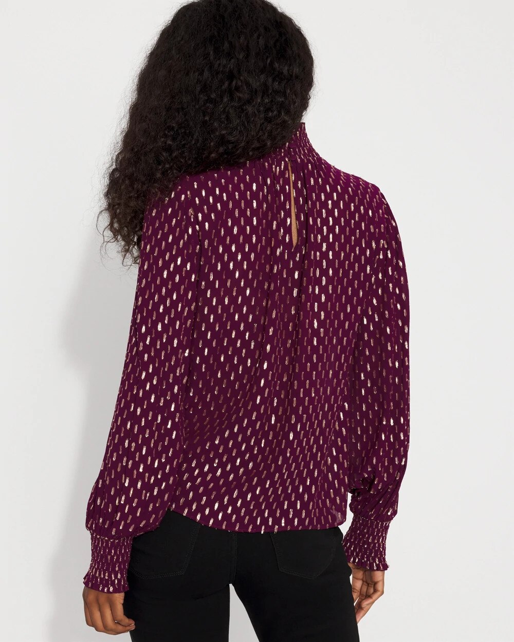 WHBM_LS20Mk20Nk20Clip20Blouse_570399093_PRP002213_OF_ALT203.jpeg