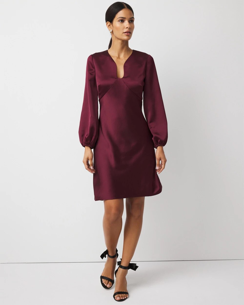 WHBM_LS20Plunge20Nk20Mini_570400711_RED006838_OF_MAIN-1.jpeg