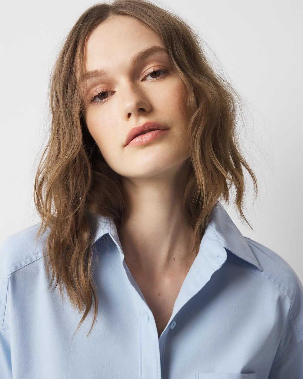 WHBM_LS20Pocket20Poplin20Shirt_570385730_BLU004457_OF_ALT202-2.jpeg