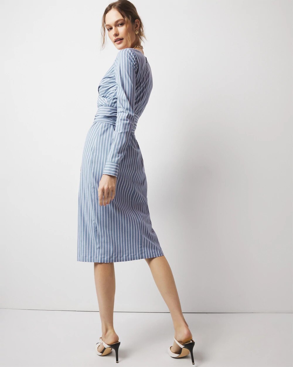 WHBM_LS20Poplin20Wrap20Dress_570382719_PRP006592_OF_ALT203.jpeg