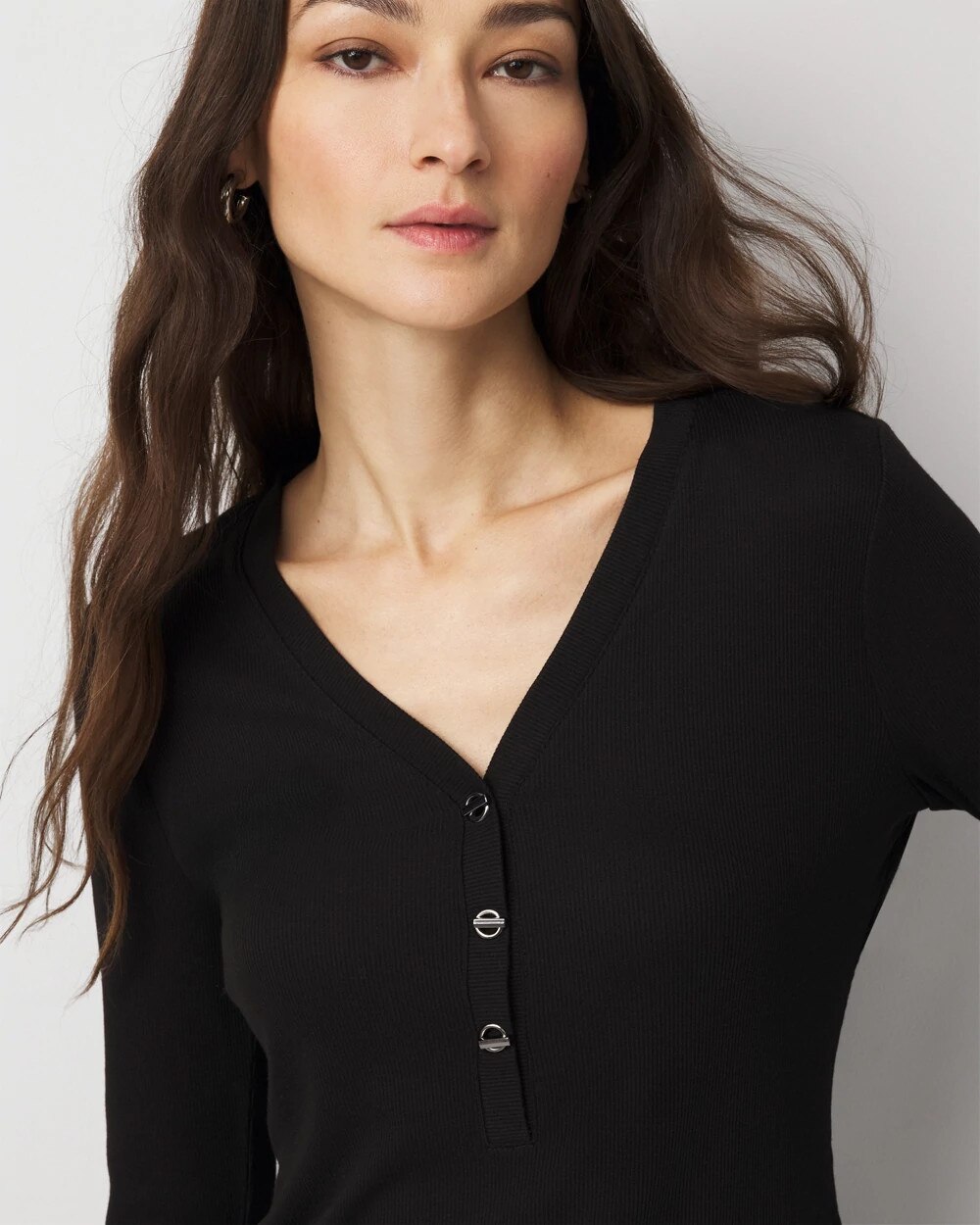 WHBM_LS20Rib20Lock20Henley20Tee_570403154_BLK000001_OF_ALT202.jpeg