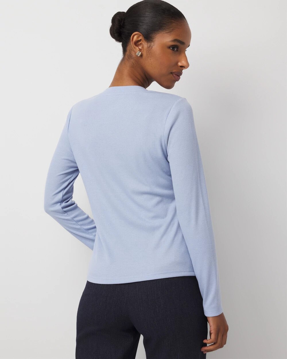 WHBM_LS20Rib20Lock20Henley20Tee_570403157_BLU007188_OF_ALT203.jpeg