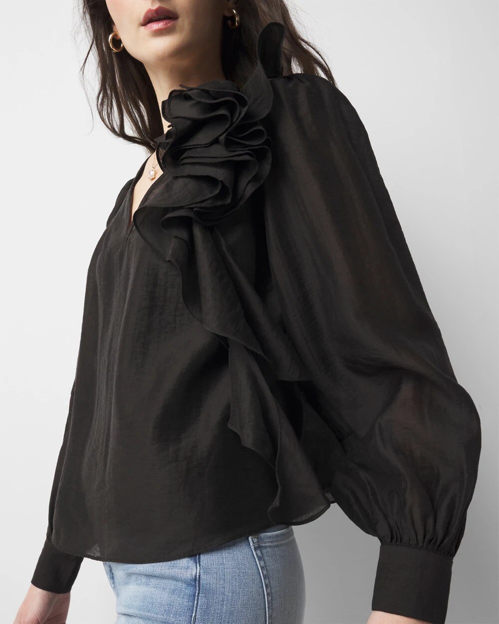 WHBM_LS20Ruffle20Statement20Bls_570386923_BLK000001_OF_ALT202.jpeg