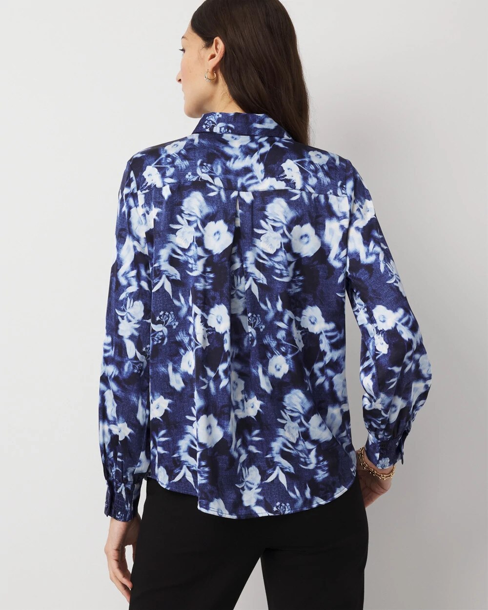 WHBM_LS20Satin20Pleat20Placket_570403482_IVO007232_OF_ALT203.jpeg