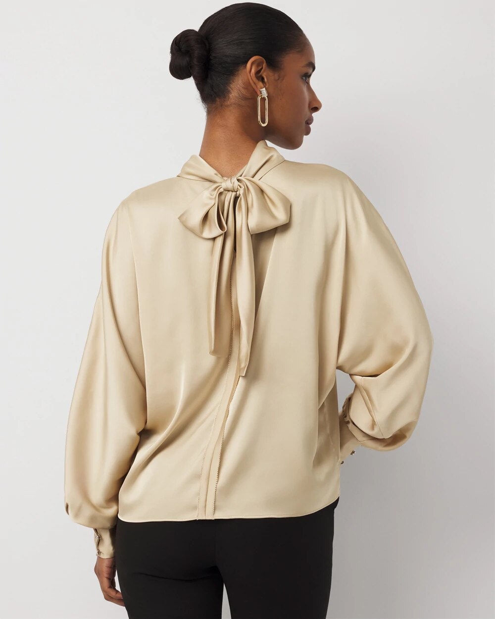 WHBM_LS20Tie20Nk20Dolman20Blouse_570403483_NEU003674_OF_ALT203.jpeg