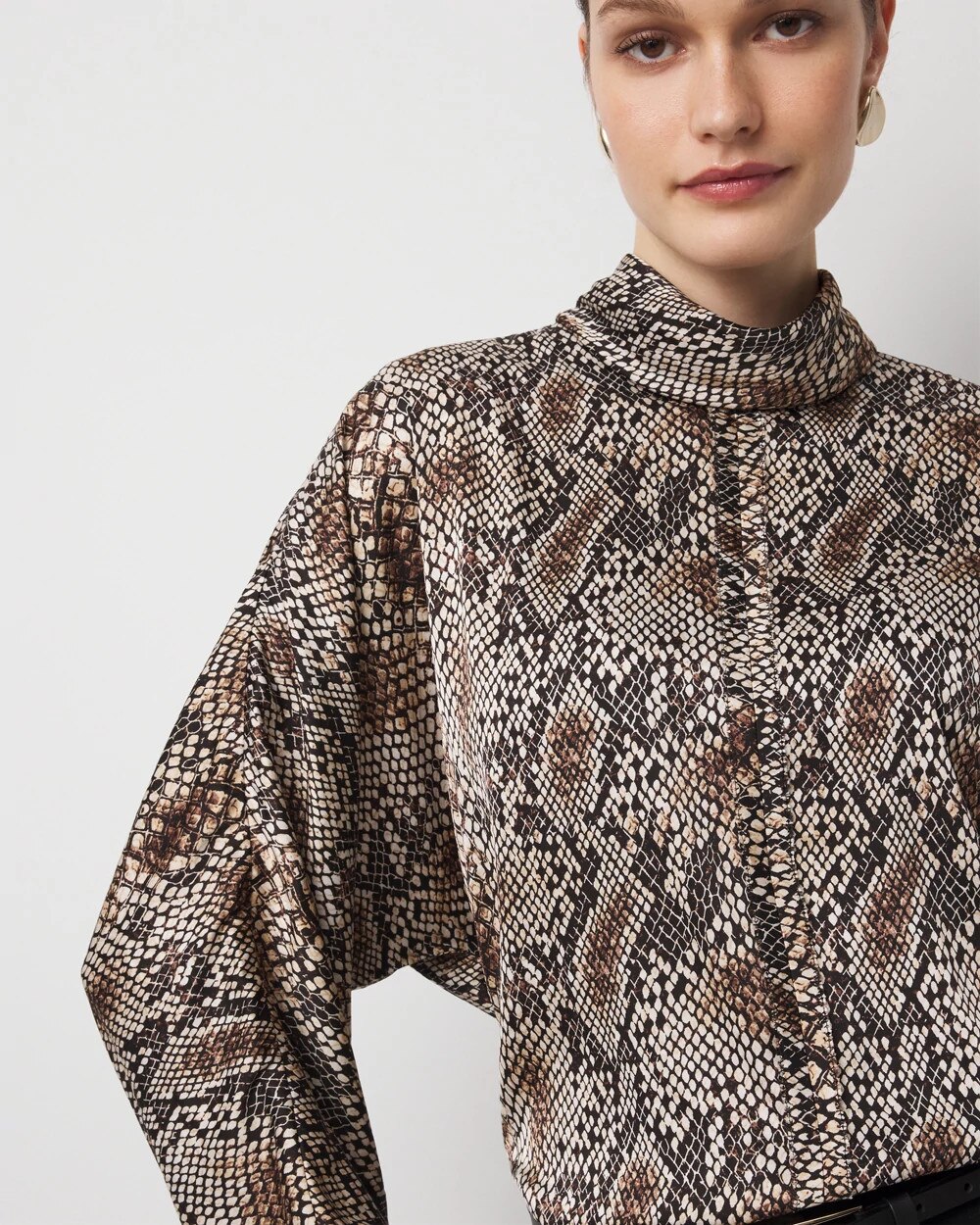 WHBM_LS20Tie20Nk20Dolman20Blouse_570403767_BLK007314_OF_ALT202-1.jpeg