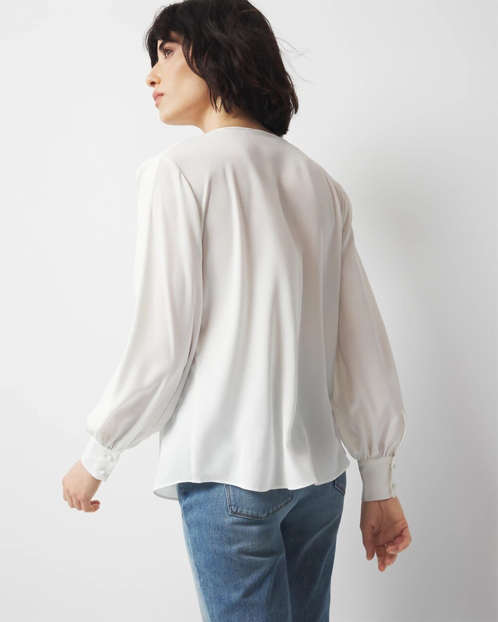 WHBM_LS20Tie20Nk20Ruffle20Blouse_570383929_IVO000190_OF_ALT203-1.jpeg