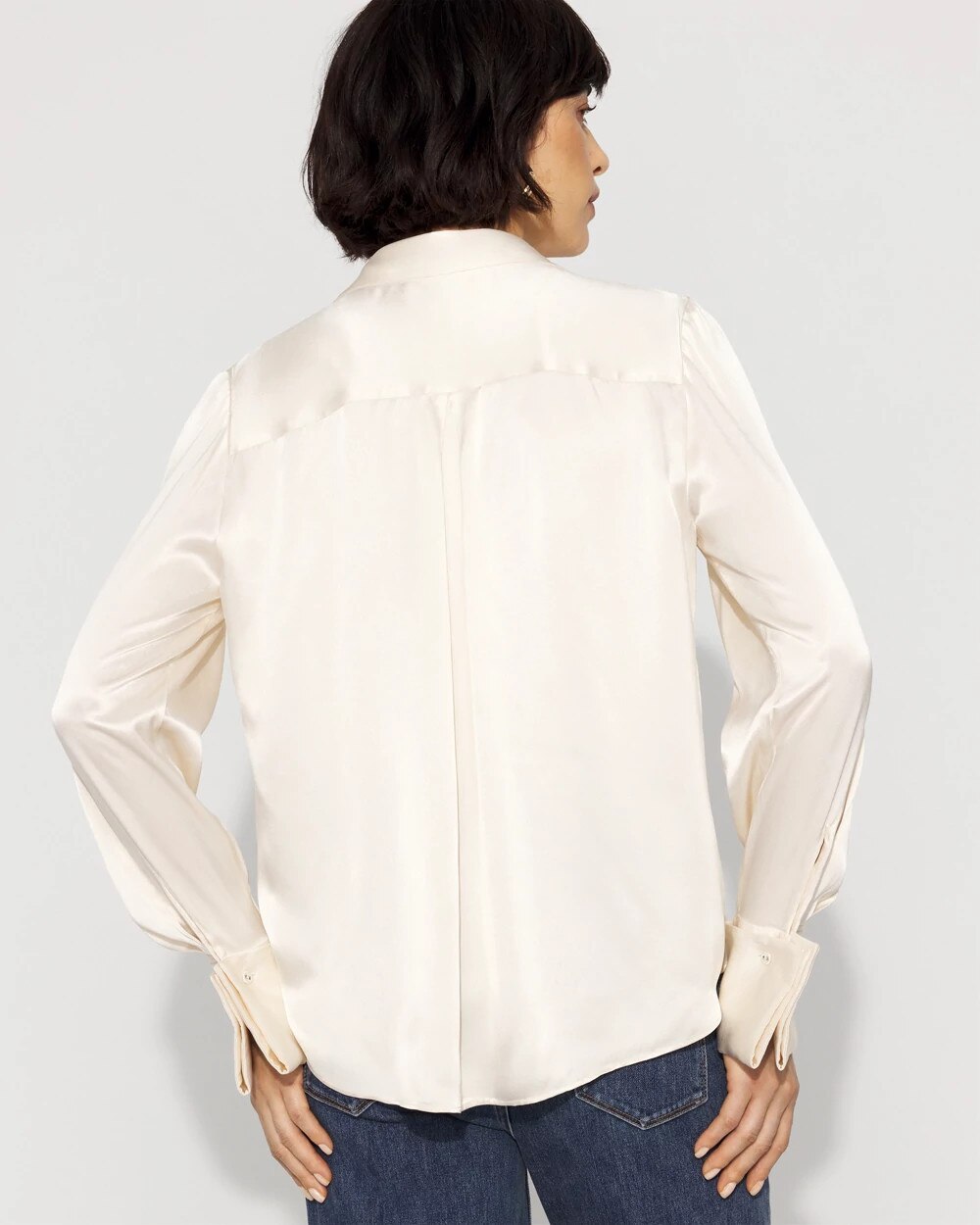 WHBM_LS20Tux20Cuff20Shirt_570396047_NEU006836_OF_ALT203.jpeg
