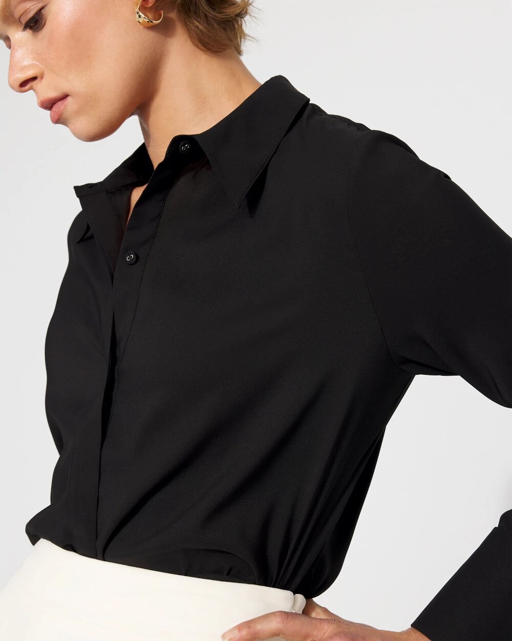 WHBM_LS20Tux20Cuff20Shirt_570396048_BLK000001_OF_ALT202.jpeg