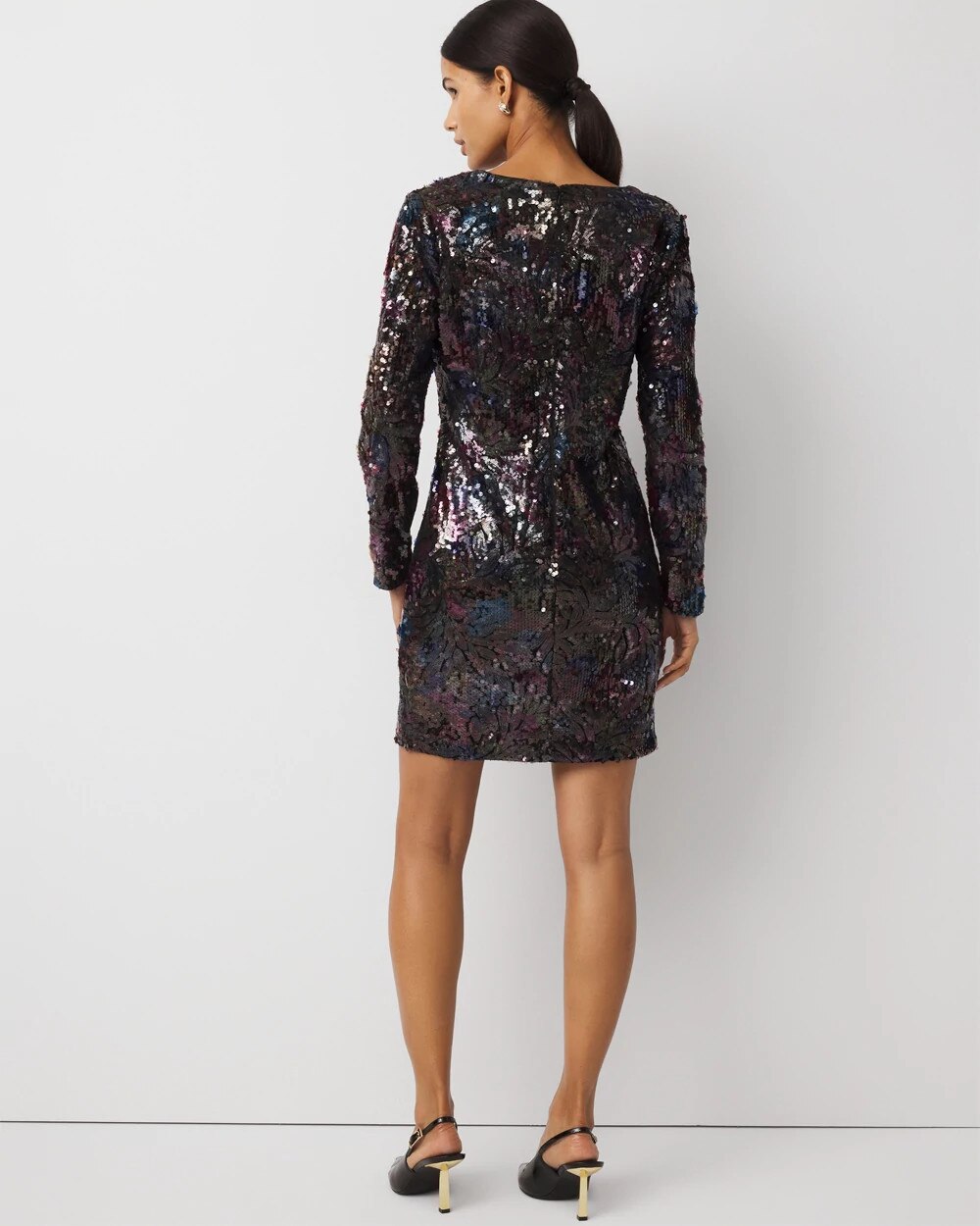 WHBM_LS20V-Nk20Sequin20Mini_570401578_BLK004846_OF_ALT203.jpeg