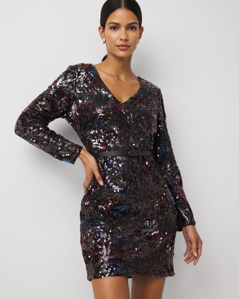 WHBM_LS20V-Nk20Sequin20Mini_570401578_BLK004846_OF_MAIN-1.jpeg