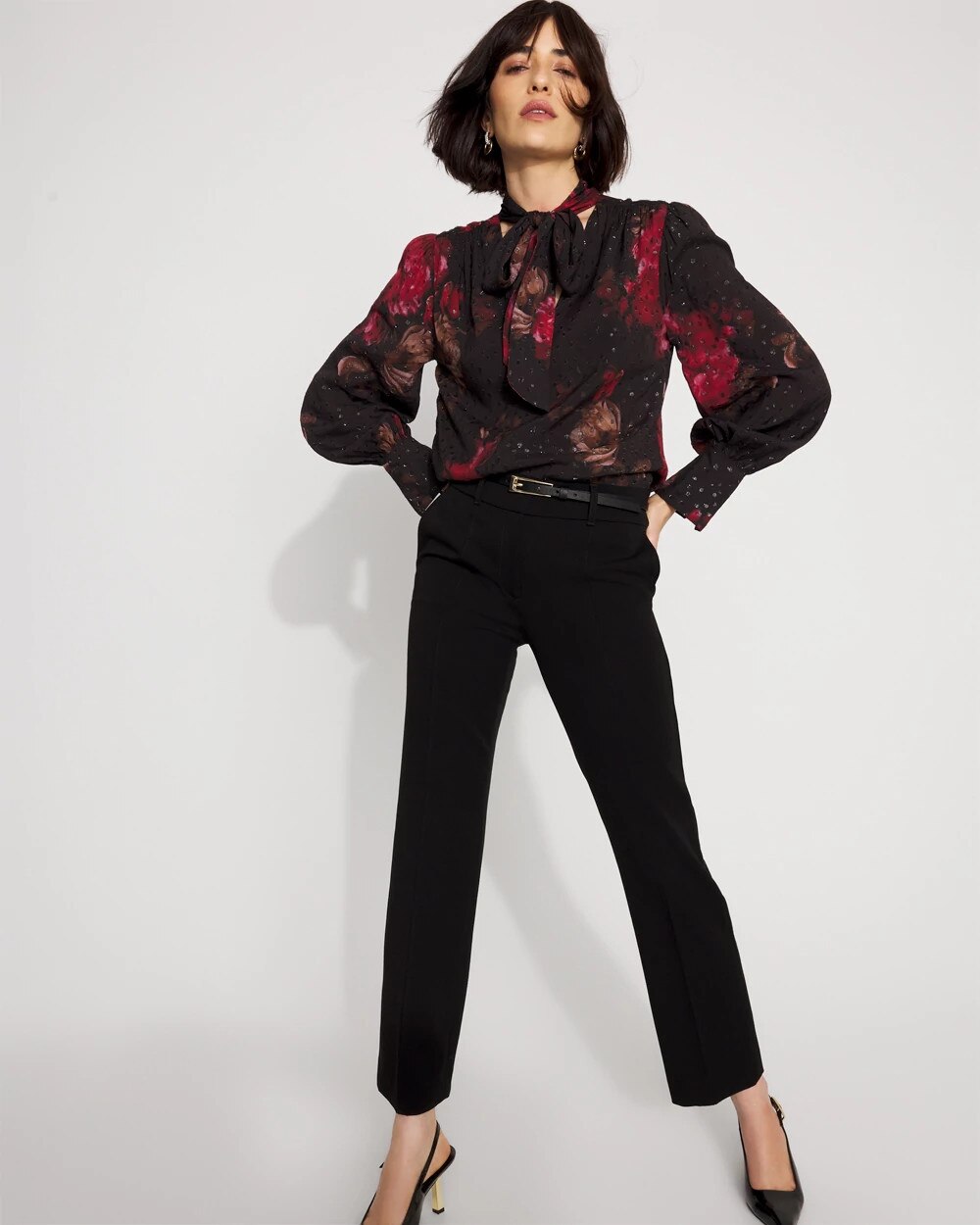 WHBM_LS20Vnk20Clip20Blouse_570398950_BLK006911_OF_ALT201-1.jpeg