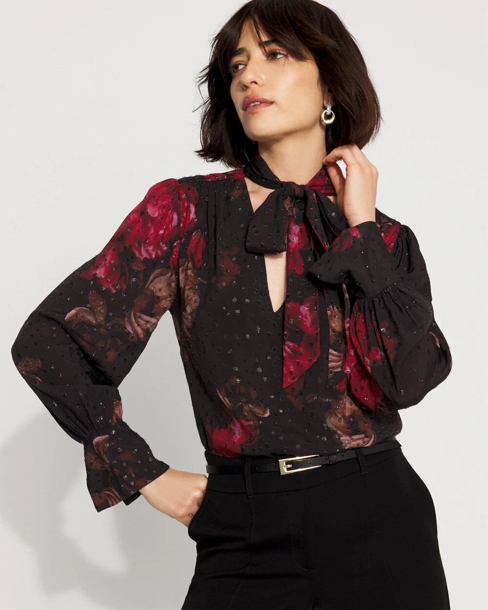 WHBM_LS20Vnk20Clip20Blouse_570398950_BLK006911_OF_MAIN-1.jpeg