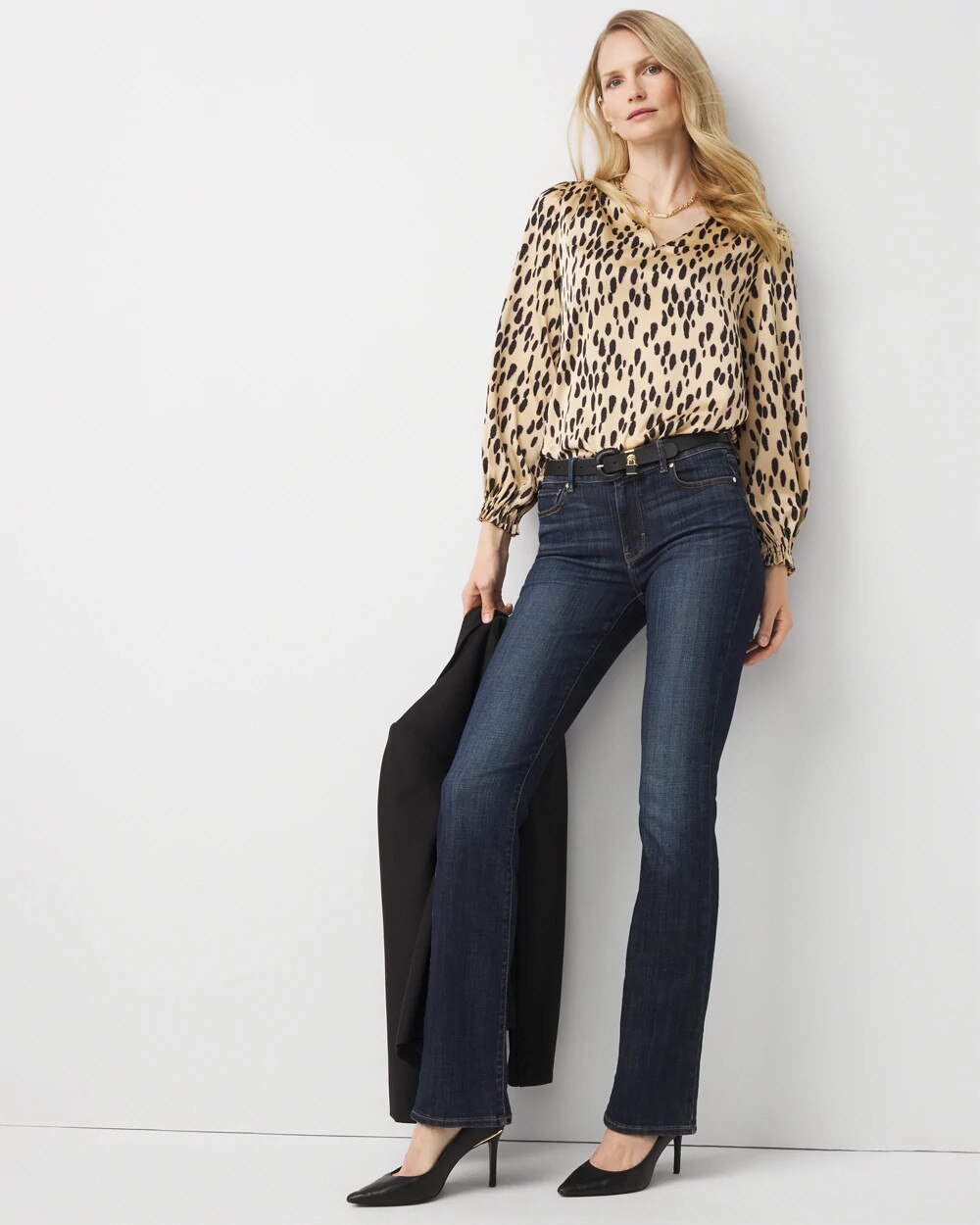 WHBM_LS20Vnk20Satin20Blouse_570404811_NEU007351_OF_ALT201.jpeg