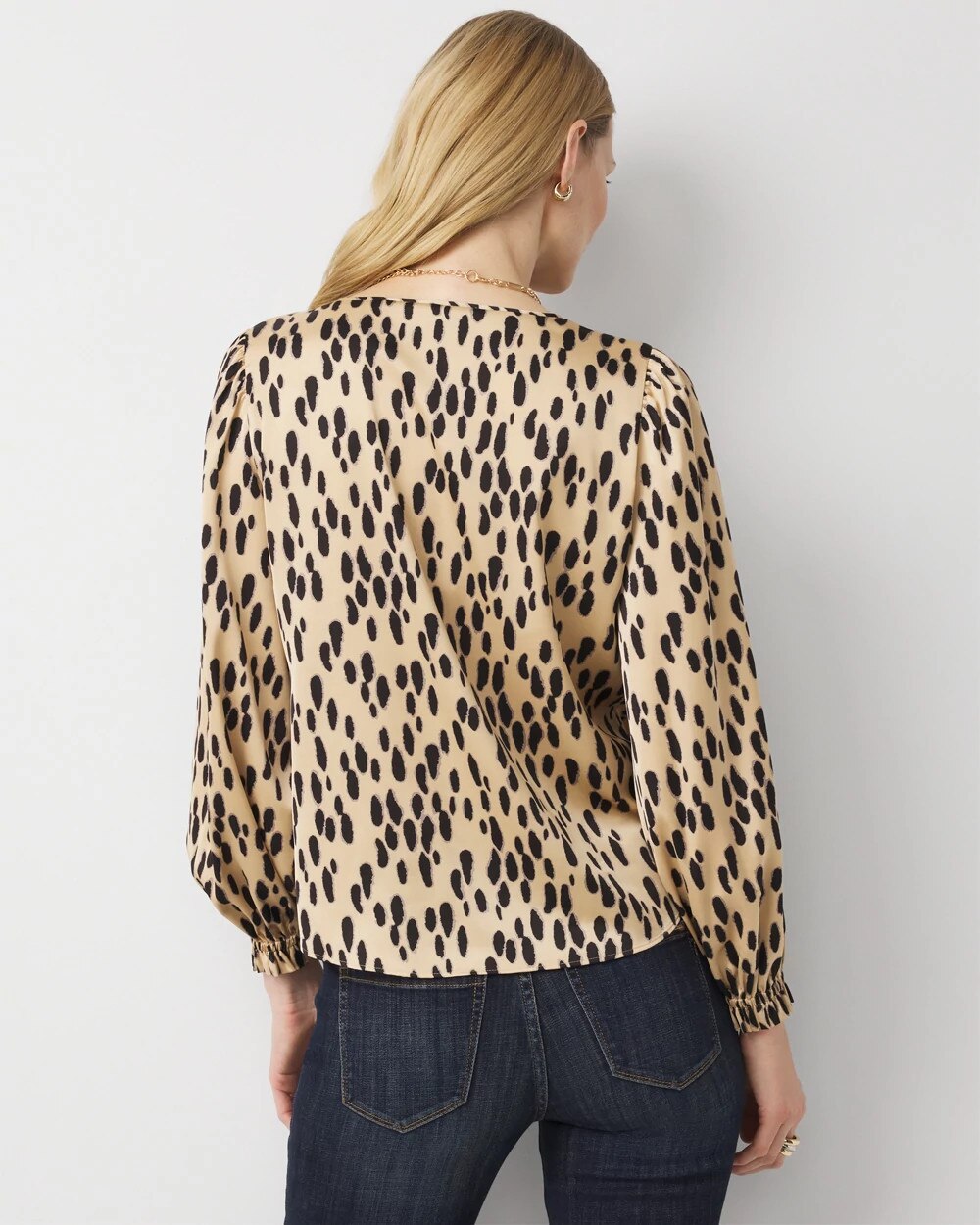 WHBM_LS20Vnk20Satin20Blouse_570404811_NEU007351_OF_ALT203.jpeg