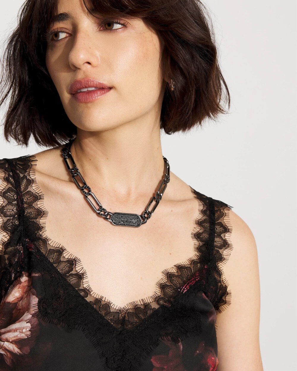 WHBM_Lace20Cami_570398947_BLK006911_OF_ALT202.jpeg