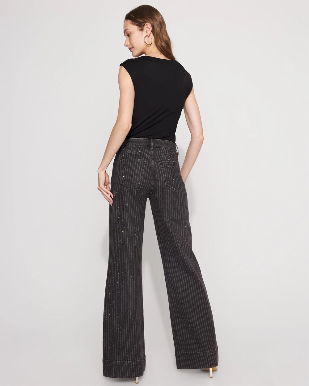 WHBM_Laser20Heatset20Trouser_570399527_BLK007252_OF_ALT201.jpeg