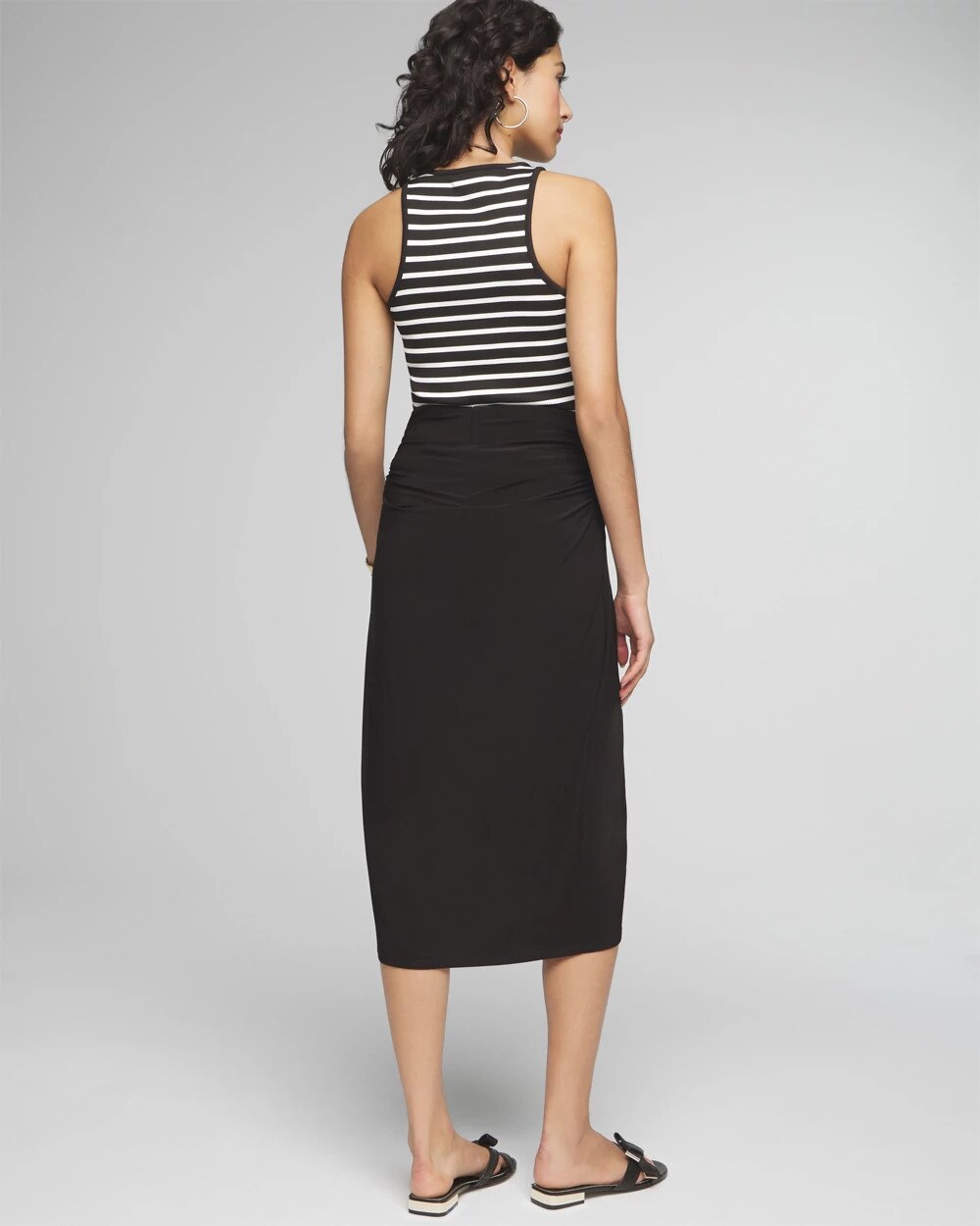 WHBM_MJ20Ruched20Flutter20Skirt_570366733_BLK000001_OF_ALT201.jpeg