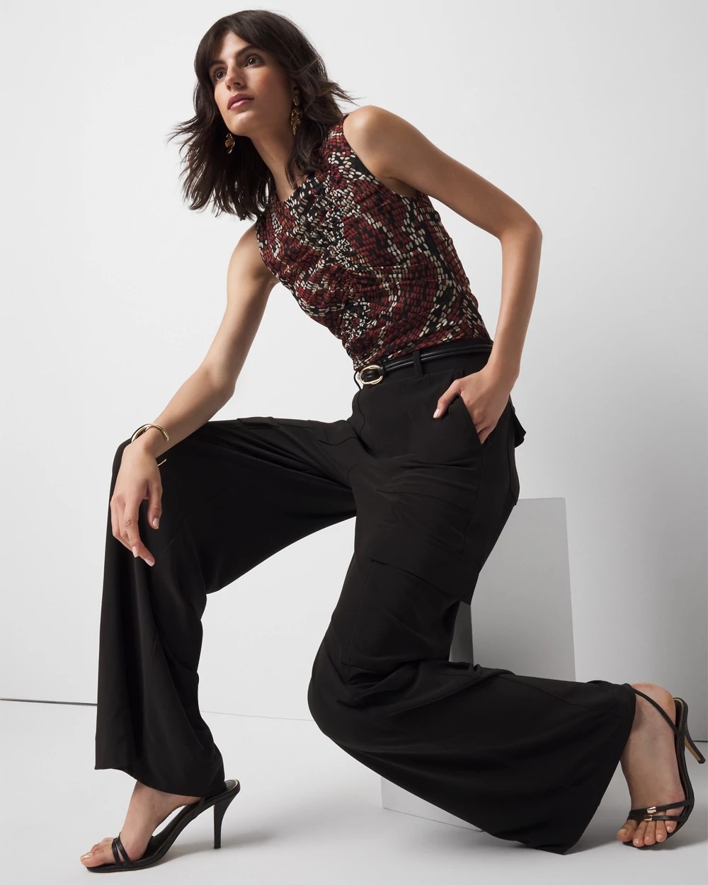 WHBM_MJ20Utility20Wide20Leg_570392693_BLK000001_OF_MAIN.jpeg