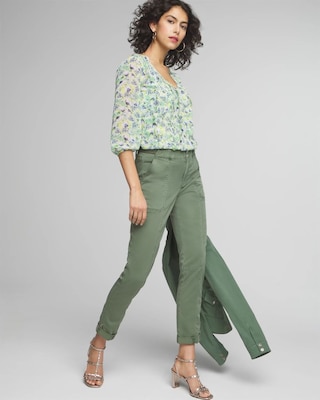 WHBM_MR20Pret20A20Pedi20Strght20Crp_570363955_GRN005777_OF_MAIN.jpeg