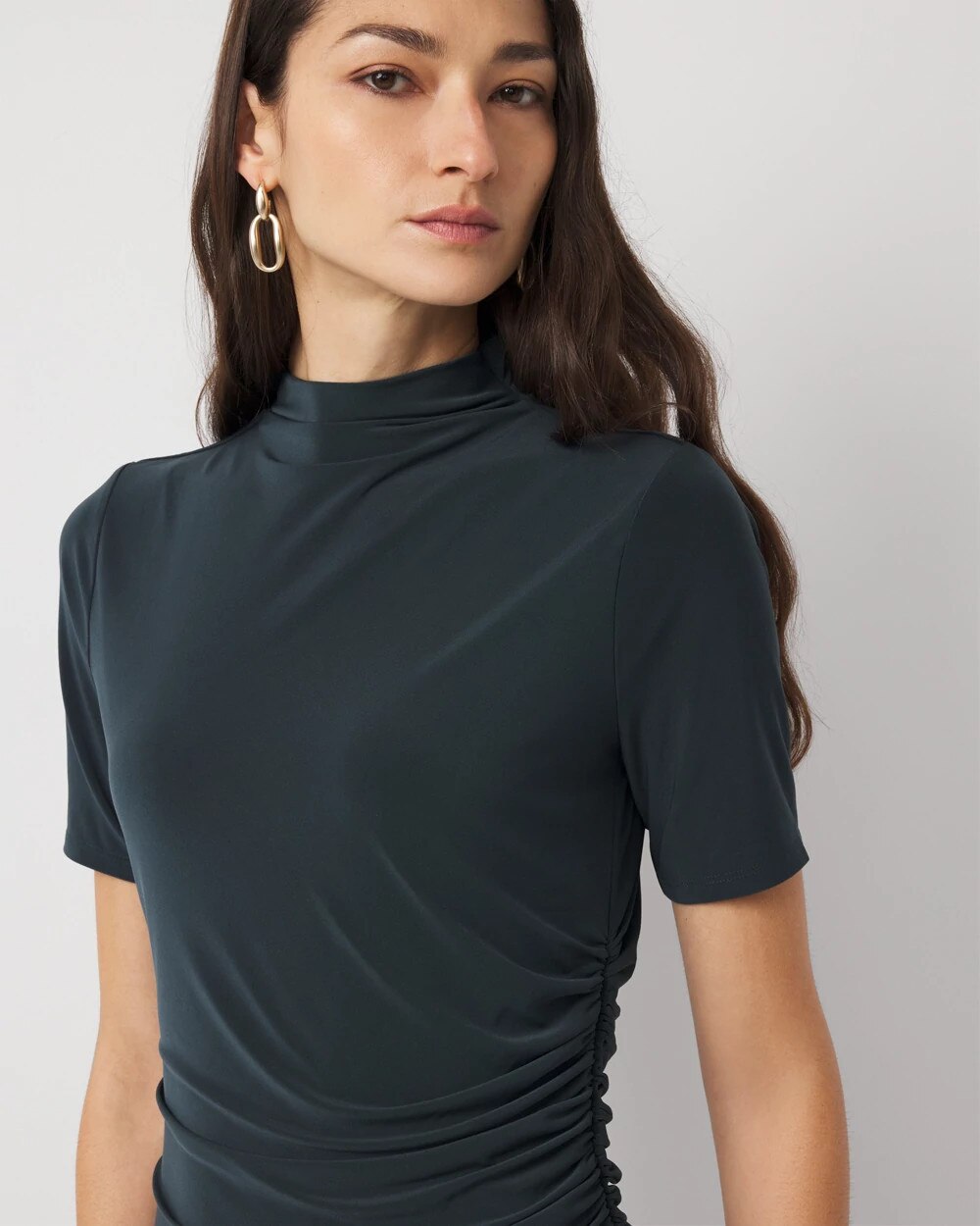WHBM_Mck20Nk20Ruched20Midi_570402161_GRN007196_OF_ALT202.jpeg