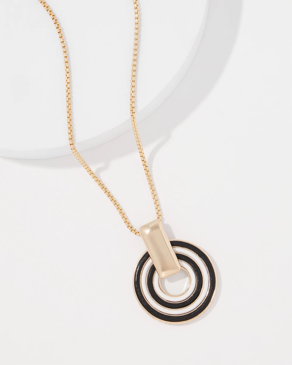 WHBM_NK20Gld20Corded20Inlay20Pendt_570398433_TAN000932_TT_ALT202.jpeg