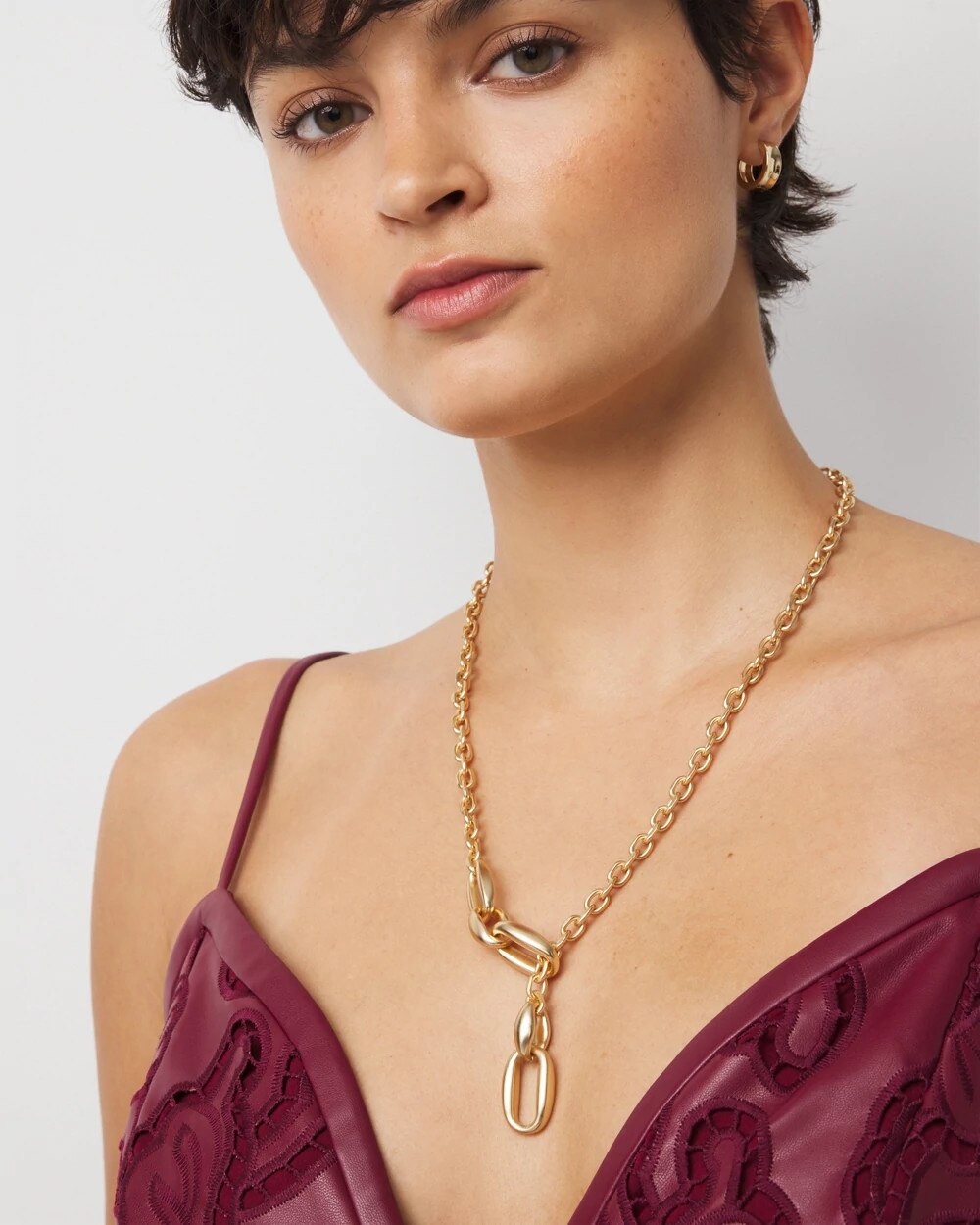 WHBM_NK20Gld20Pillowy20Y20Link_570403473_TAN000932_OF_MAIN.jpeg