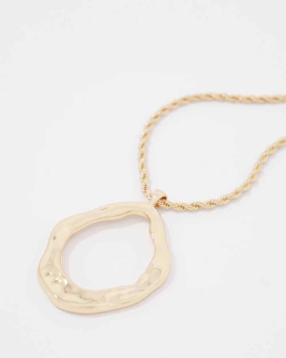 WHBM_NK20Gld20Sculptural20Pdnt_570383205_TAN000932_TT_ALT202.jpeg