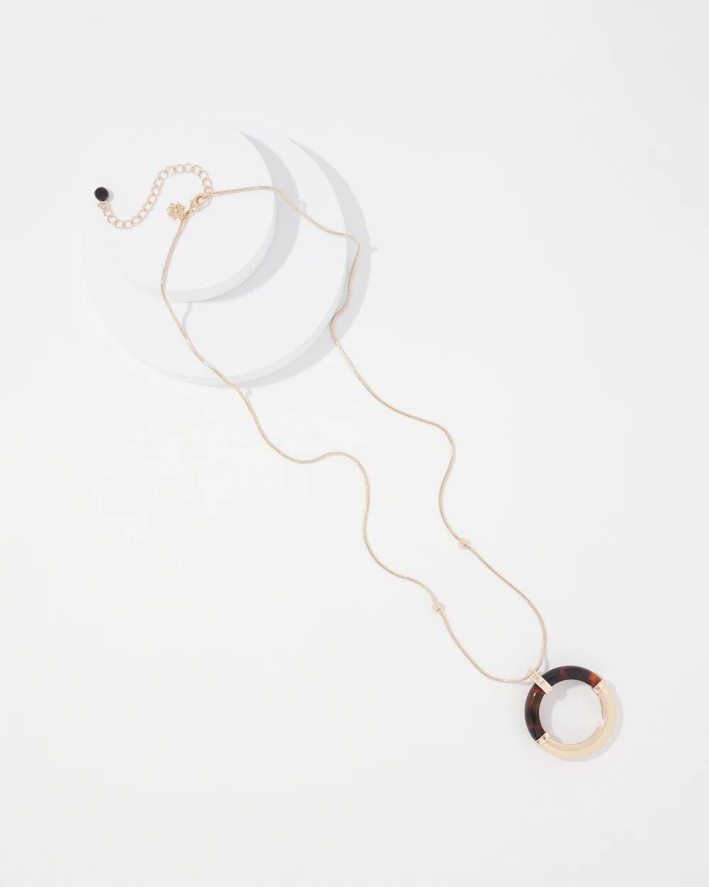 WHBM_NK20Gld20Tort20Ring20Pendant_570398993_BLK000923_TT_ALT201.jpeg