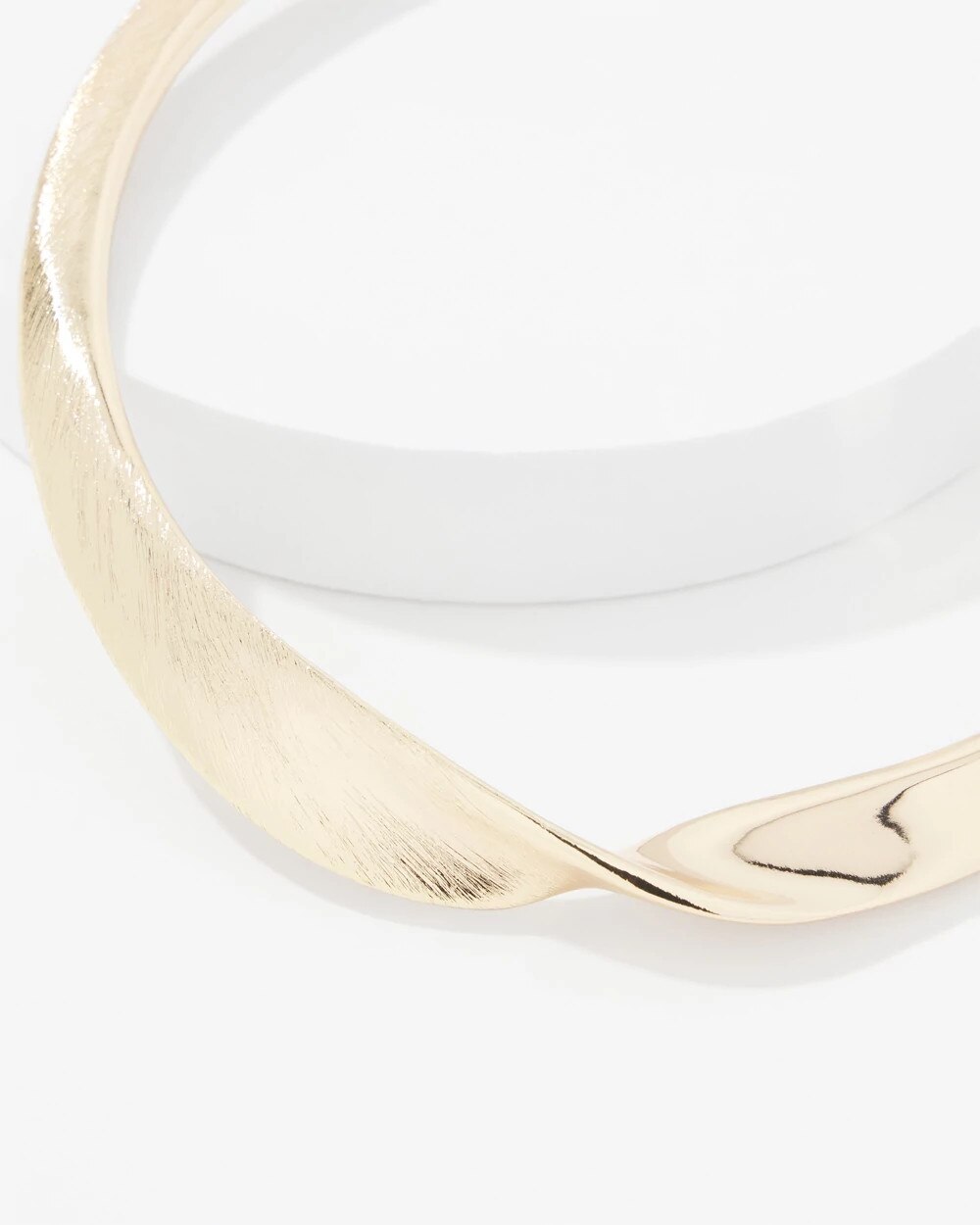 WHBM_NK20Gld20Twisted20Collar_570398431_TAN000932_TT_ALT202.jpeg