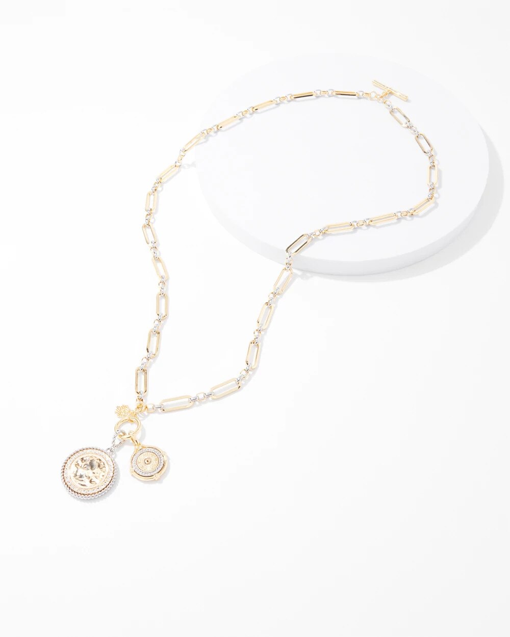 WHBM_NK20MM20Cnvt20Toggle20Coin_570375377_NEU001847_TT_ALT201.jpeg