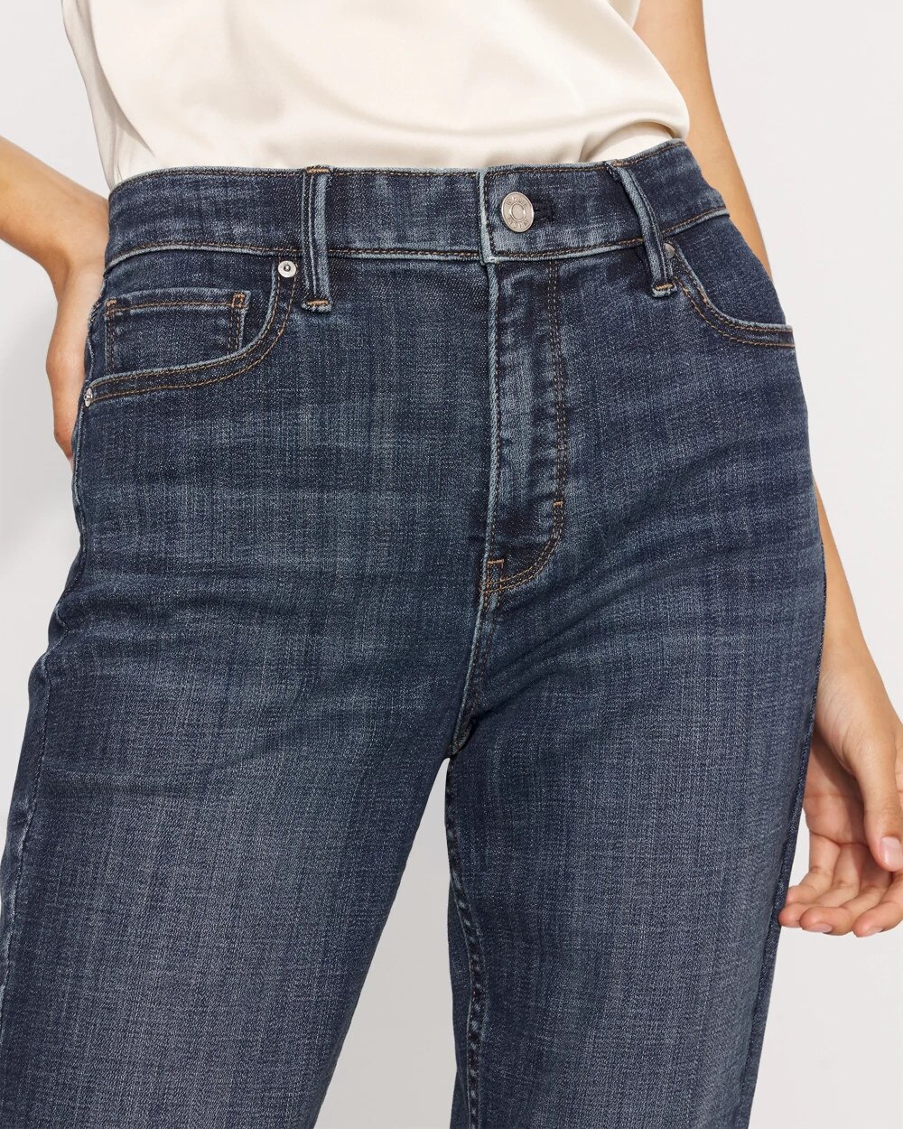 WHBM_New20Skinny20520Pocket_570393389_BLU006654_OF_ALT202.jpeg