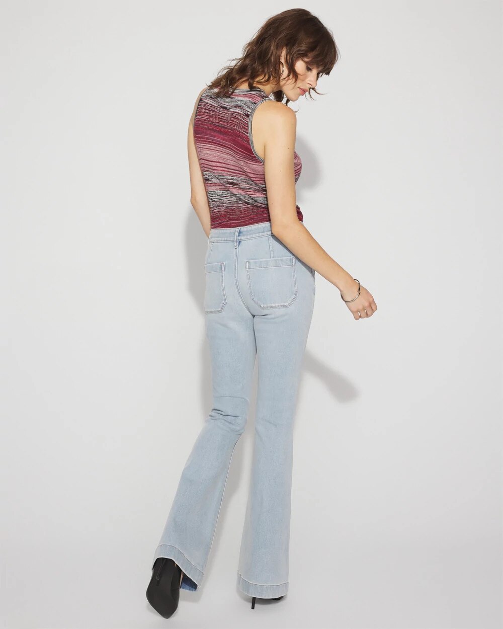 WHBM_Novelty20Pocket20Flare_570393366_BLU006587_OF_ALT203-1.jpeg