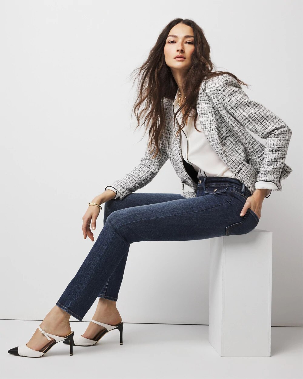WHBM_Novelty20Tab20Pocket20Slim_570382184_BLU006654_OF_MAIN.jpeg