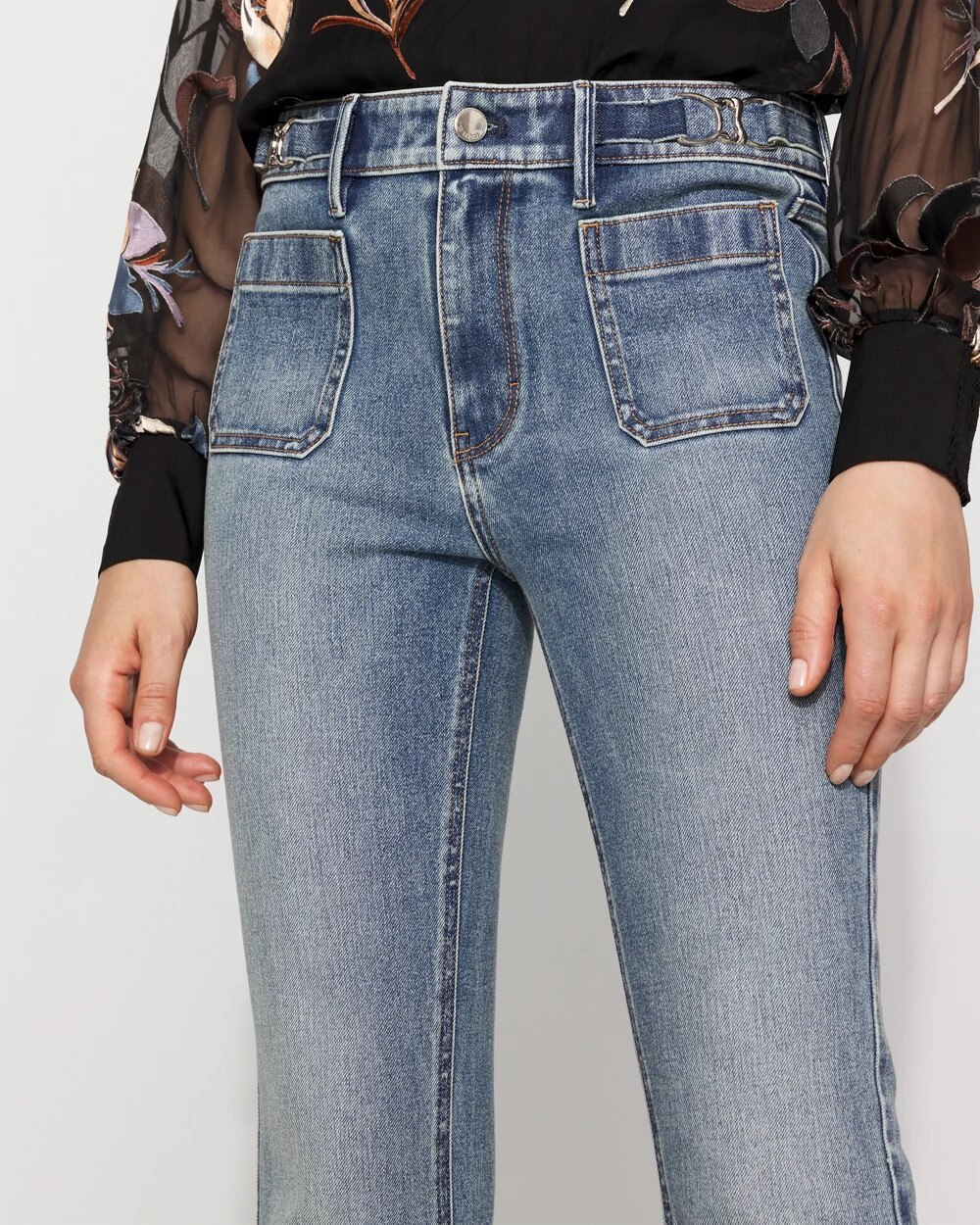 WHBM_Novelty20Waist20Flare_570396953_BLU006657_OF_ALT202.jpeg