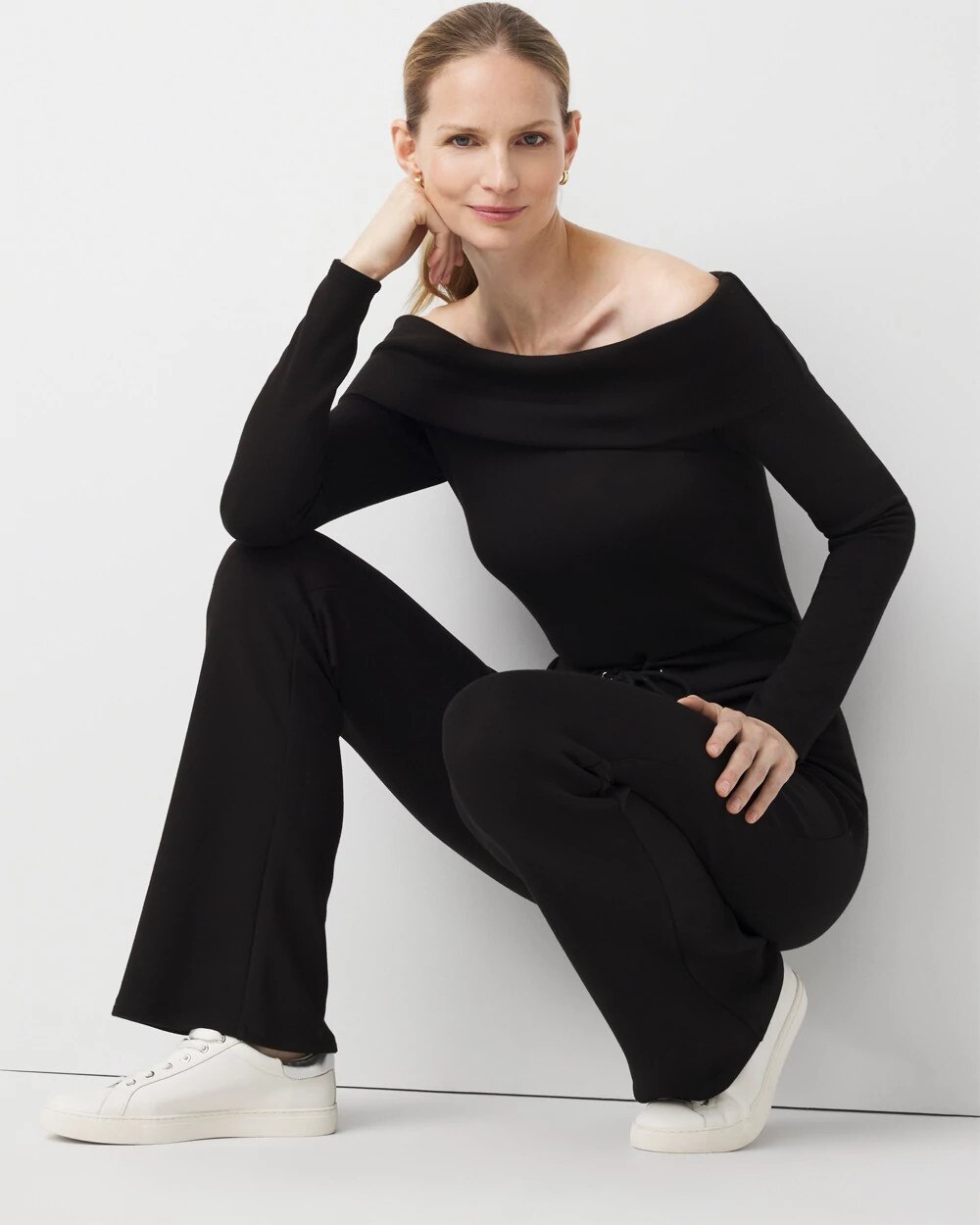 WHBM_OTS20LS20Foldover20Jumpsuit_570400157_BLK000001_OF_ALT201.jpeg