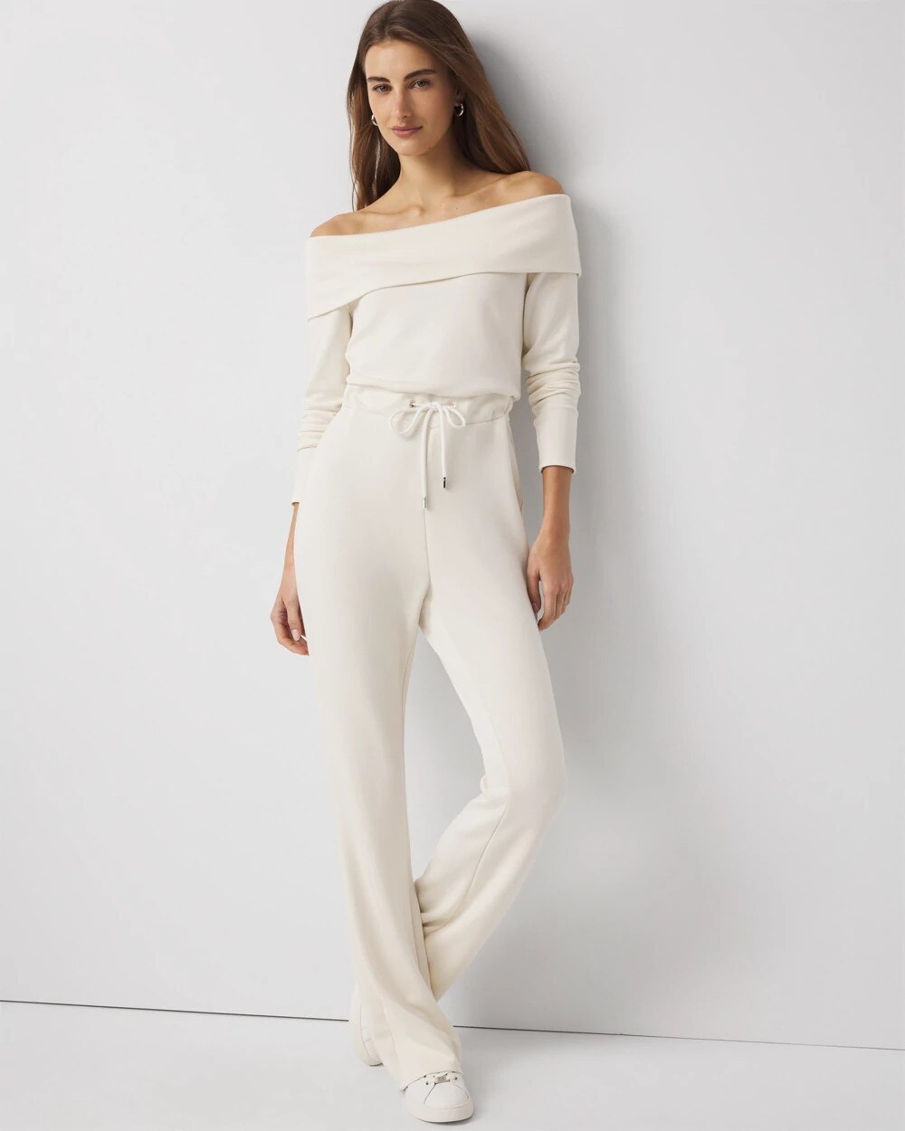 WHBM_OTS20LS20Foldover20Jumpsuit_570400611_WHT006744_OF_MAIN-1.jpeg