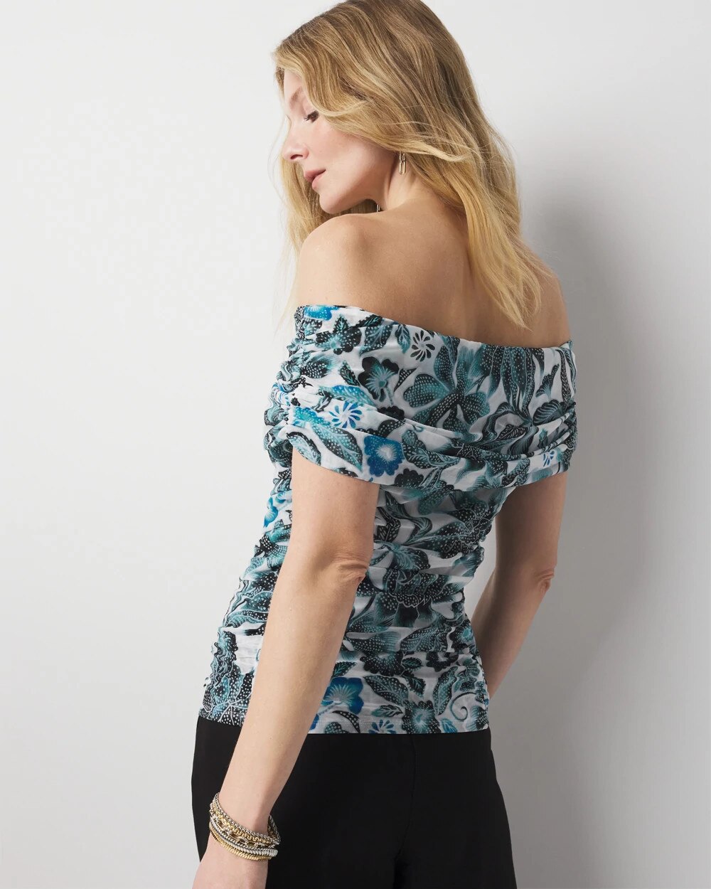 WHBM_OTS20Ruched20Mesh20top_570389138_IVO006775_OF_ALT203.jpeg