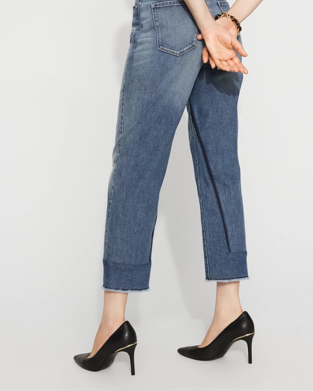 WHBM_Pieced20Laser20Straight_570394868_BLU007050_OF_ALT202.jpeg