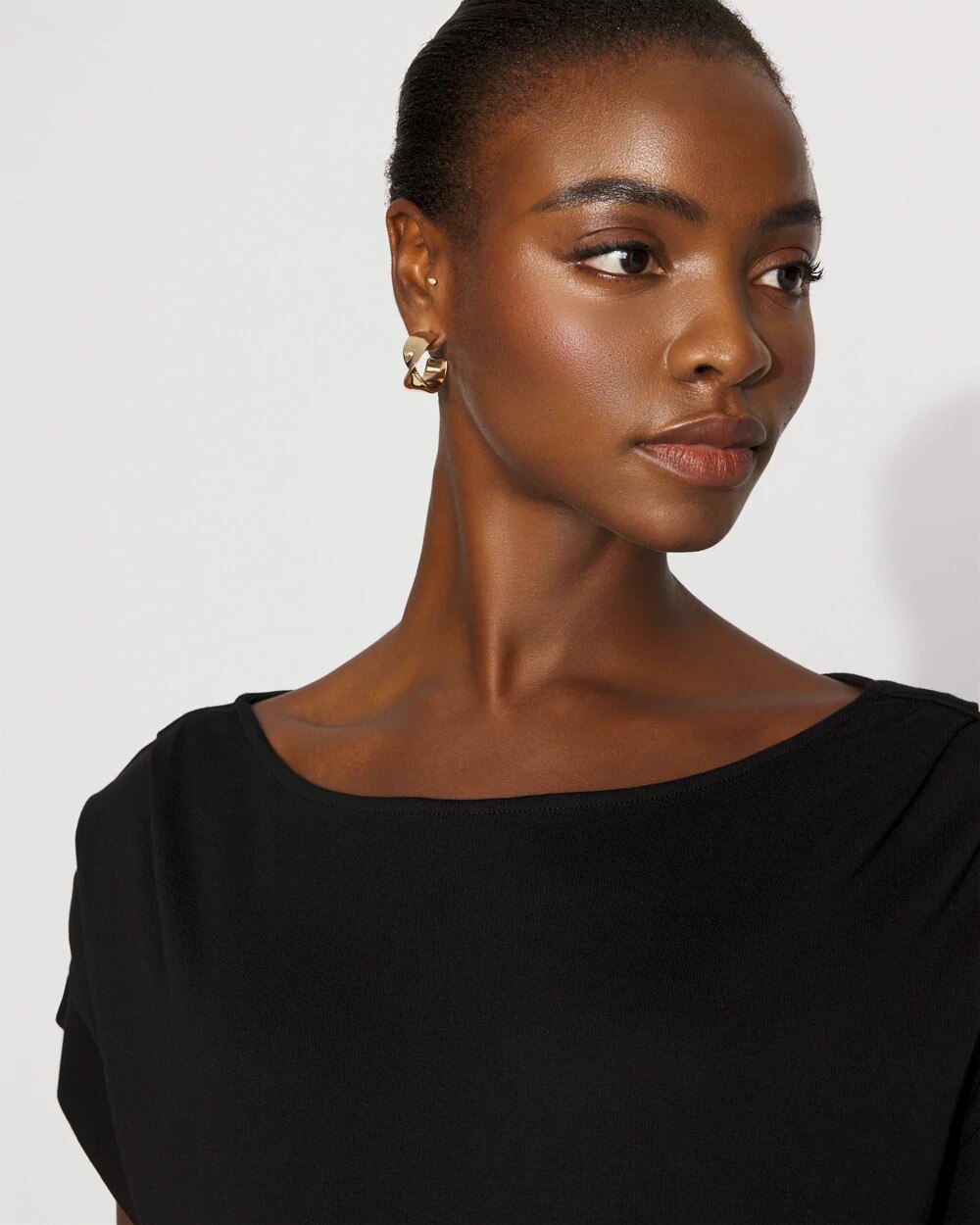 WHBM_Pleated20Cap20Slv20Tee_570401584_BLK000001_OF_ALT202.jpeg