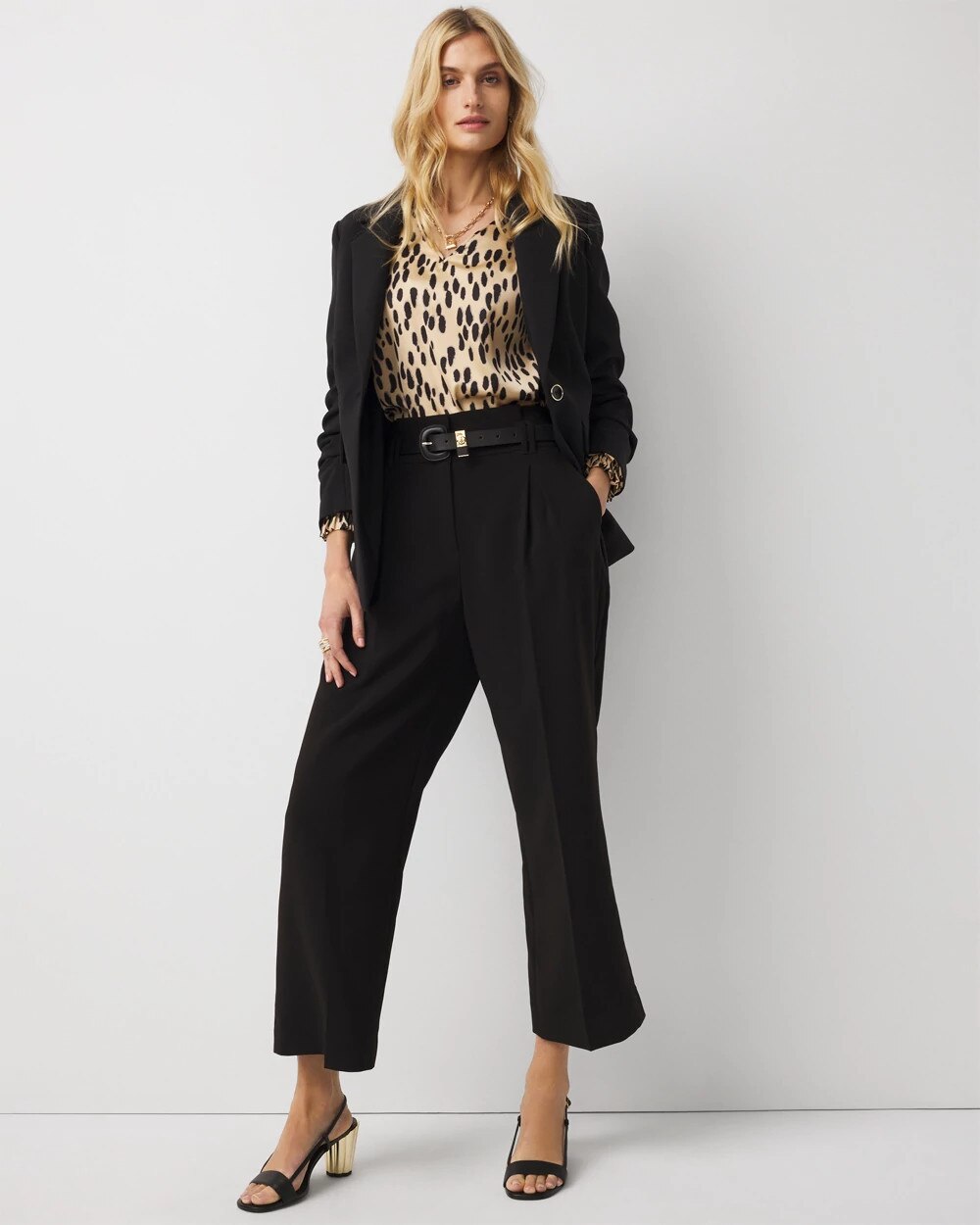 WHBM_Pleated20Cropped20WL_570405315_BLK000001_OF_ALT203.jpeg