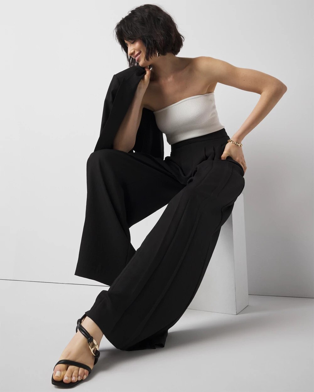 WHBM_Pleated20Ultra20Wide20Leg_570387330_BLK000001_OF_ALT203.jpeg