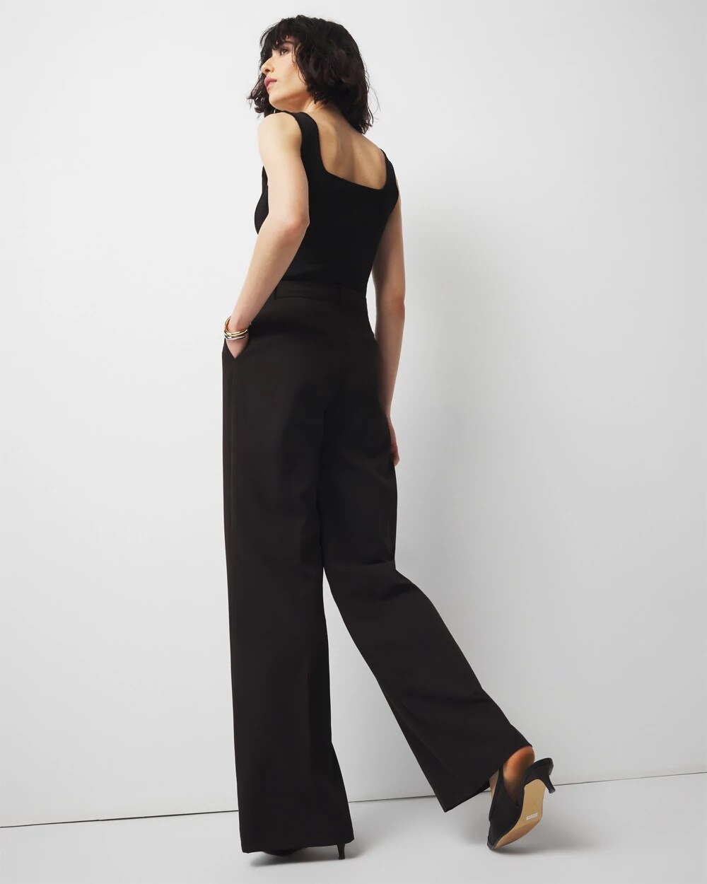 WHBM_Pleated20Wide20Leg_570377235_BLK000001_OF_ALT201.jpeg