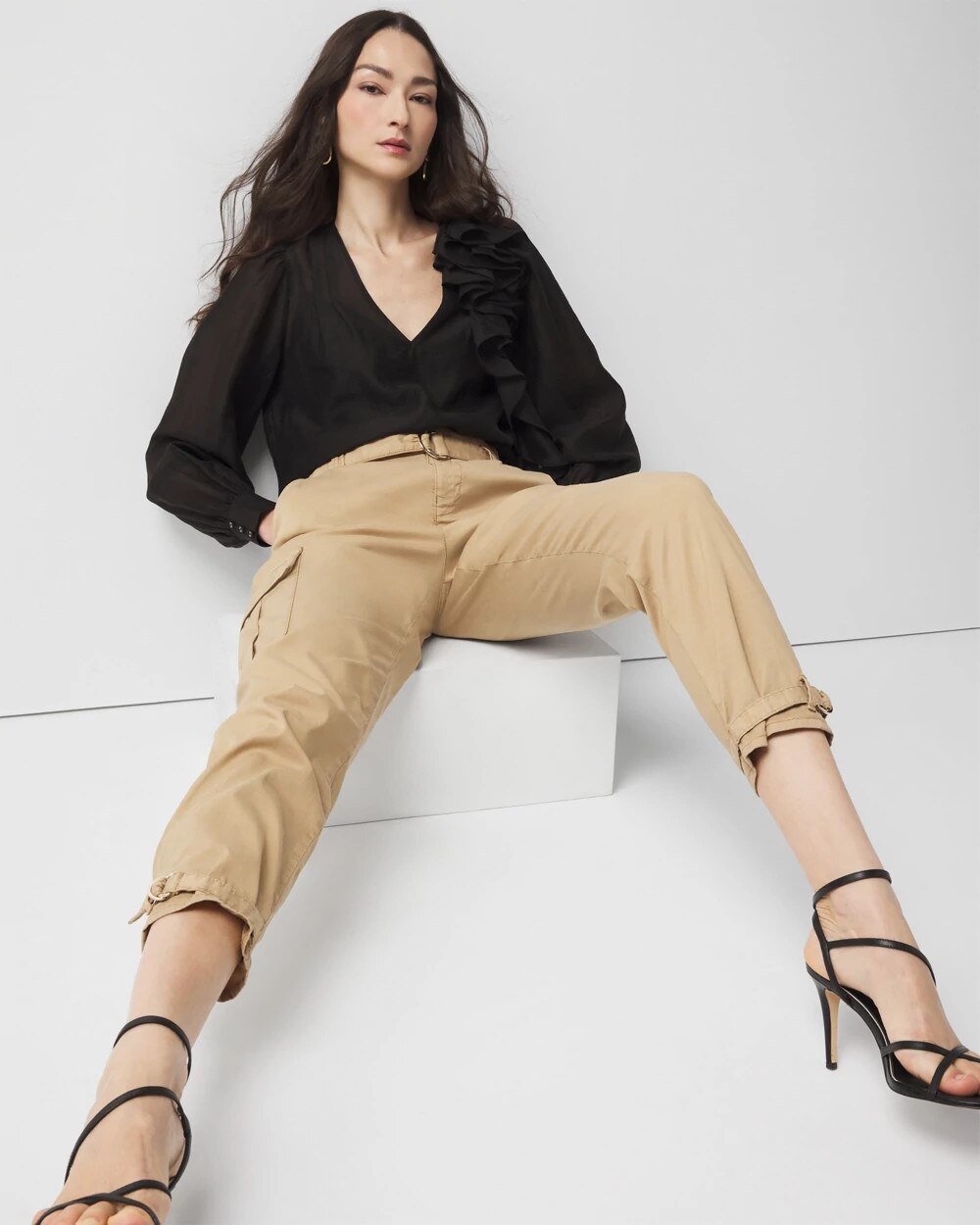 WHBM_Pret20Cargo20Tprd20Ankle_570386354_NEU006517_OF_ALT203-1.jpeg