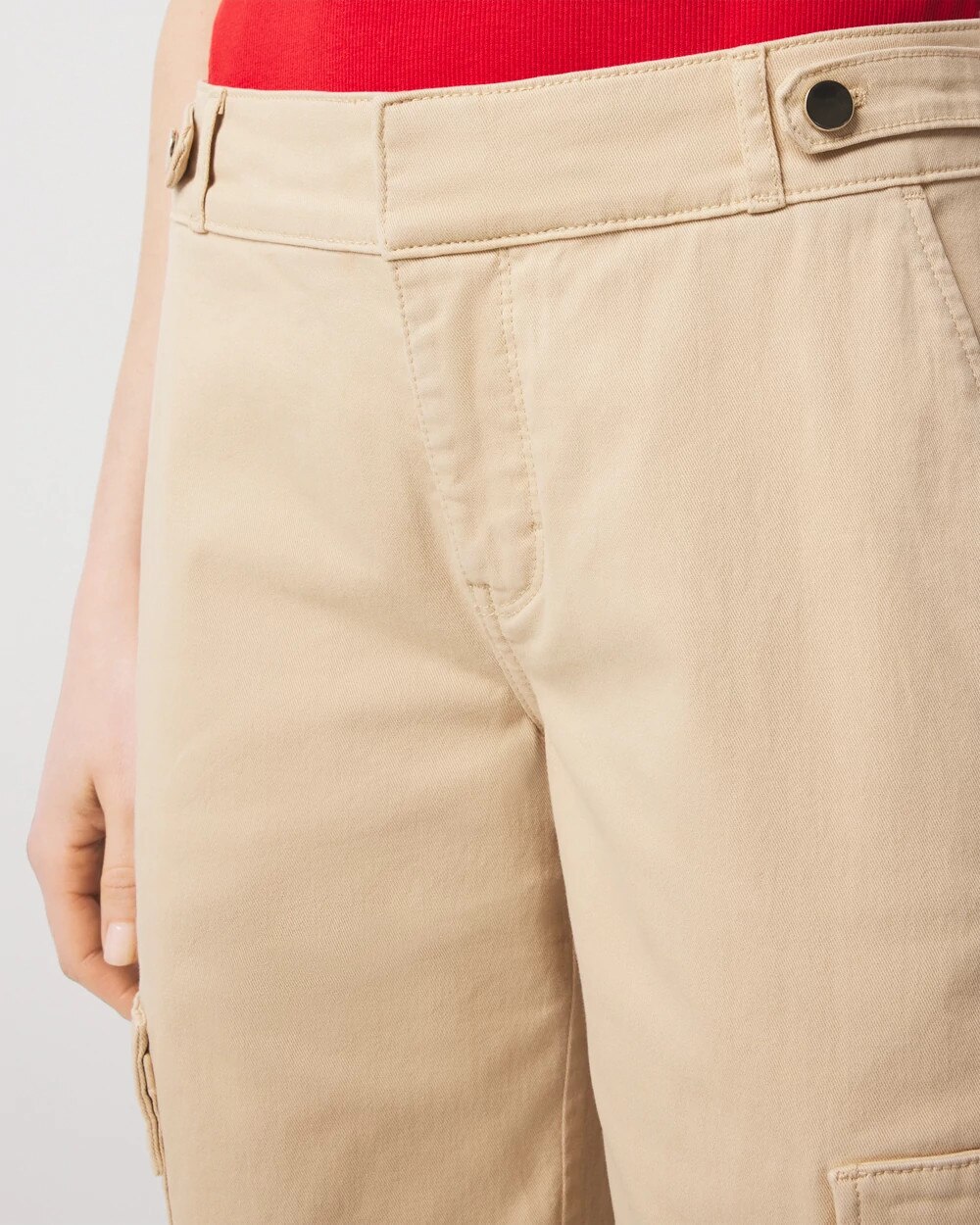 WHBM_Pret20Cargo20Wide20Leg20Crop_570388295_NEU006076_OF_ALT202.jpeg