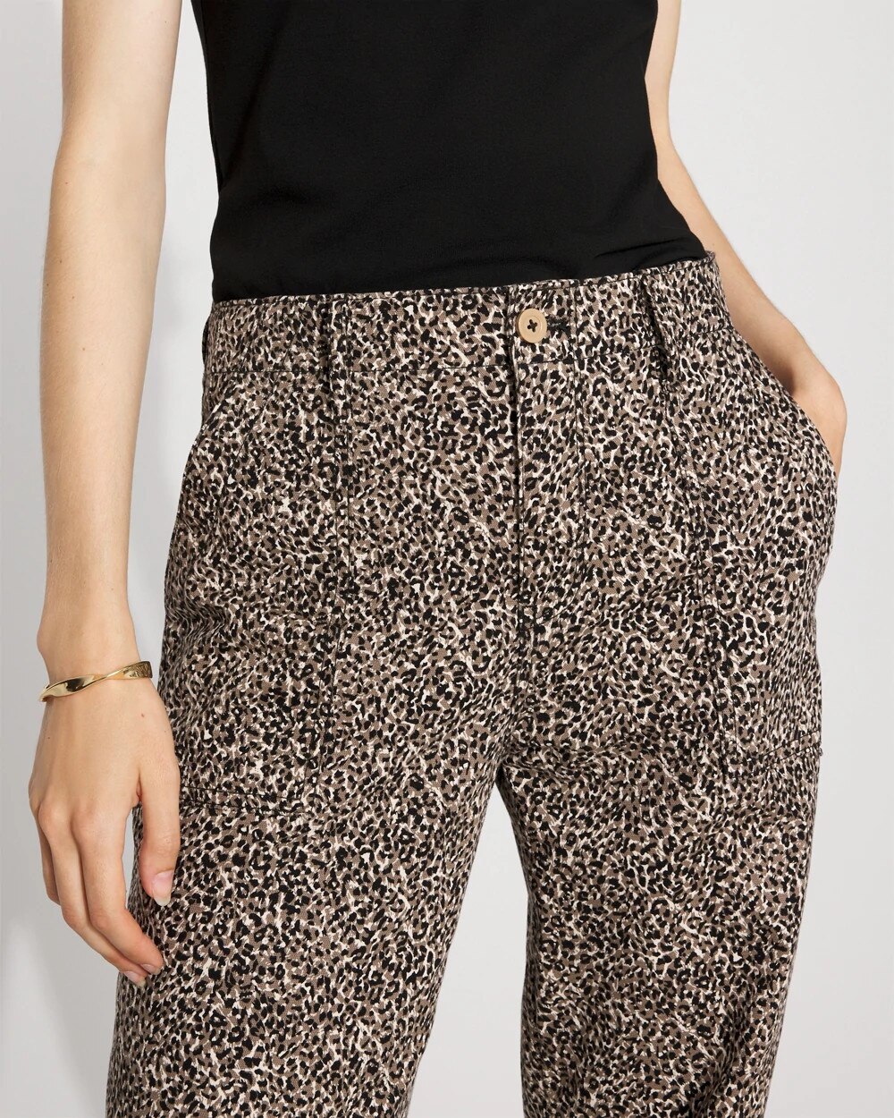 WHBM_Pret20Prntd20Relax20Ankle_570397293_BLK006898_OF_ALT202-1.jpeg