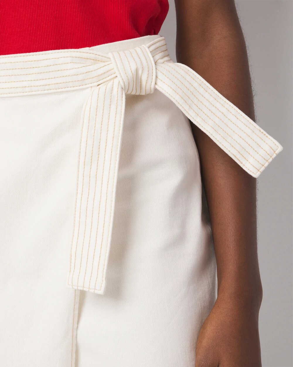 WHBM_Pret20Utility20Skort_570389021_NEU004160_OF_ALT202.jpeg