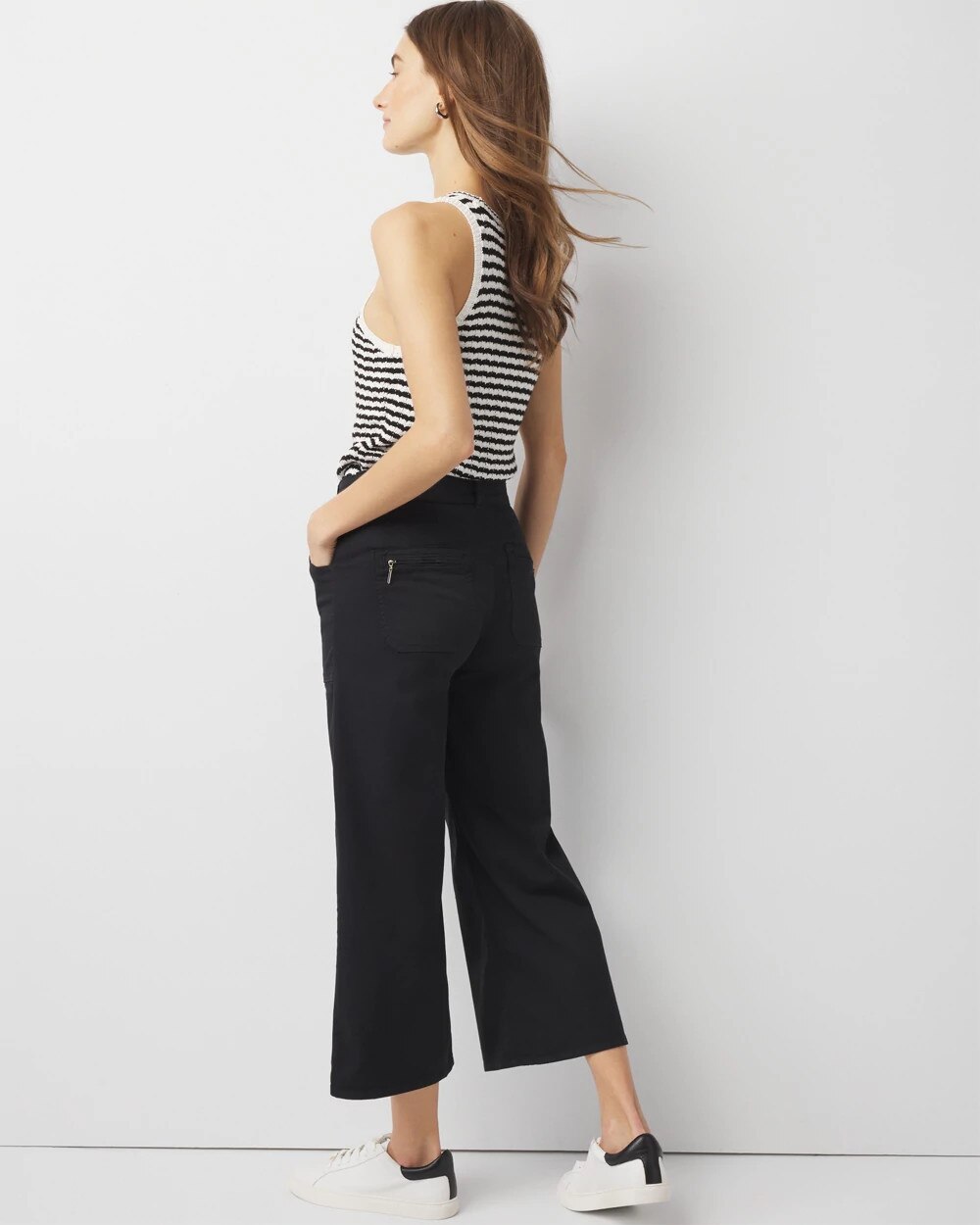 WHBM_Pret20Utility20Wide20Leg20Crp_570384922_BLK000001_OF_ALT201.jpeg