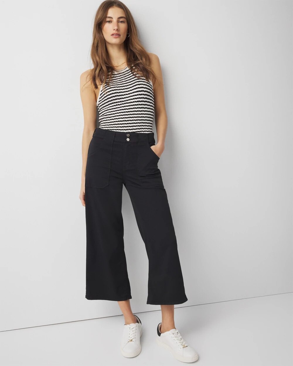 WHBM_Pret20Utility20Wide20Leg20Crp_570384922_BLK000001_OF_ALT203.jpeg
